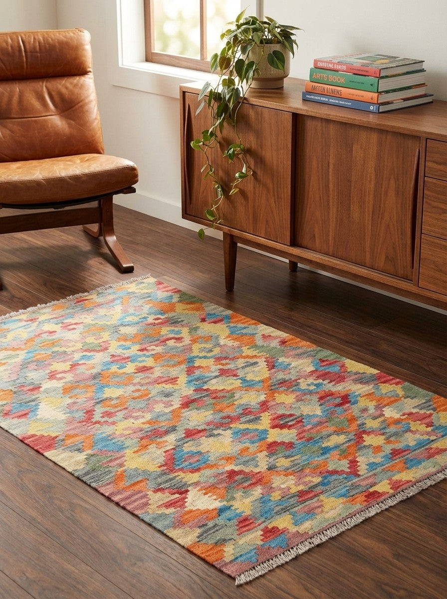 Kelim Gashgai — Handmade, 102x150 cm, Multicolor, 100% Virgin Wool | Back view