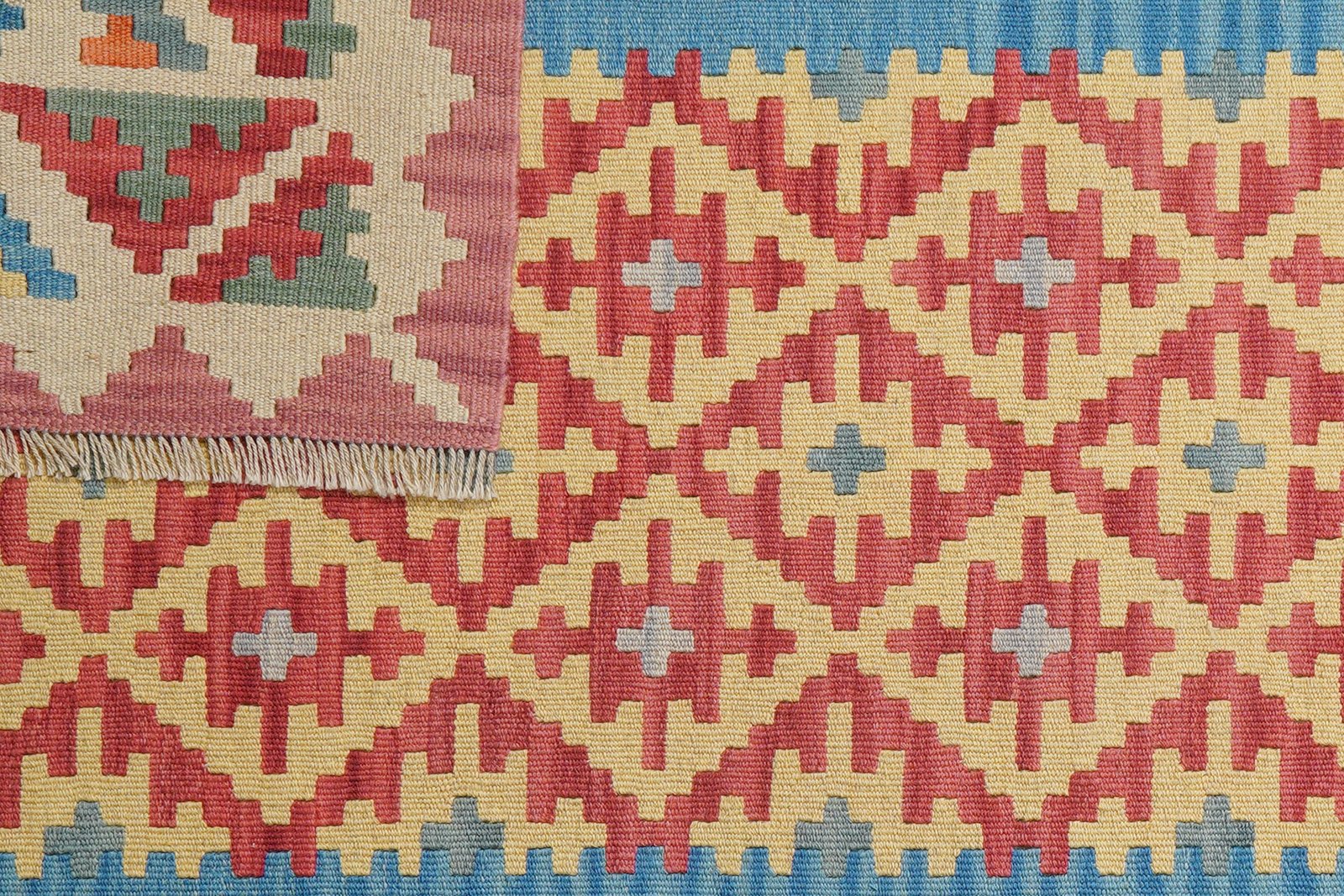 Kelim Gashgai — Handmade, 128x189 cm, Red, 100% Virgin Wool | View 6
