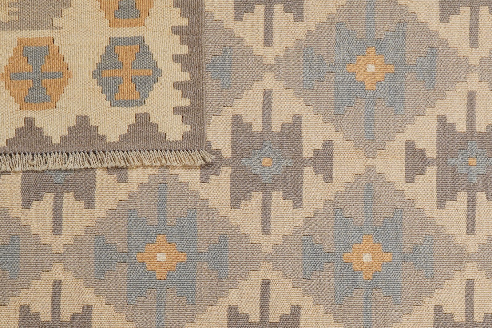 Kelim Gashgai — Handmade, 125x176 cm, Beige, 100% Virgin Wool | View 6