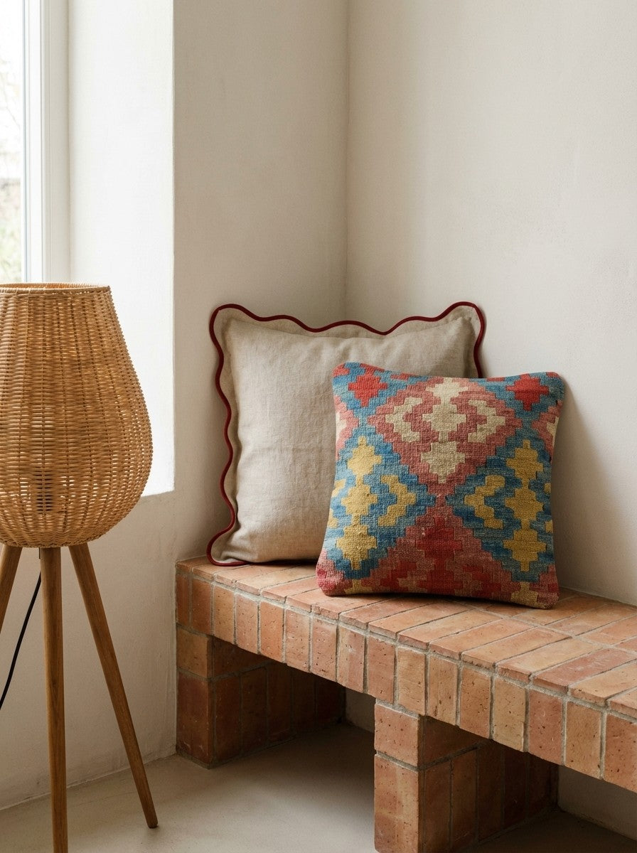 Kelim Kissen — Handmade, 40x40 cm, Multicolor, 100% Virgin Wool | Back view