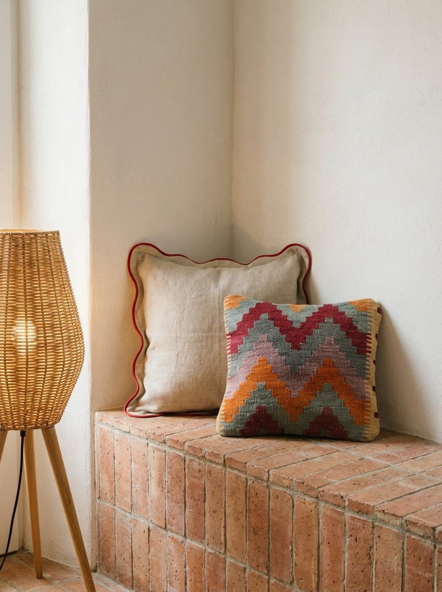 Kelim Kissen — Handmade, 40x40 cm, Multicolor, 100% Virgin Wool | Back view