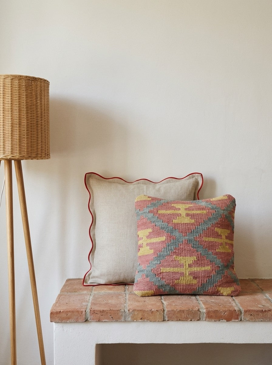 Kelim Kissen — Handmade, 40x40 cm, Multicolor, 100% Virgin Wool | Back view