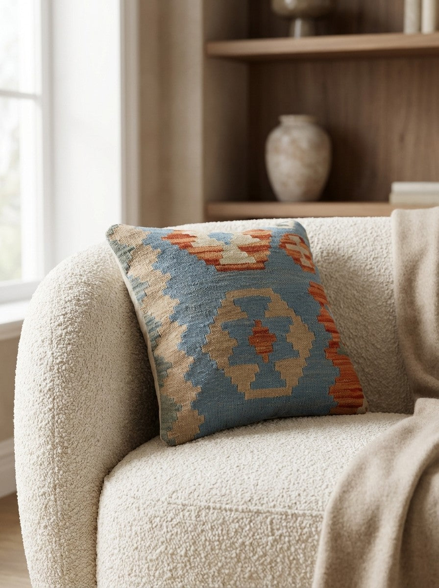 Kelim Kissen — Handmade, 50x50 cm, Multicolor, 100% Virgin Wool | Detail view