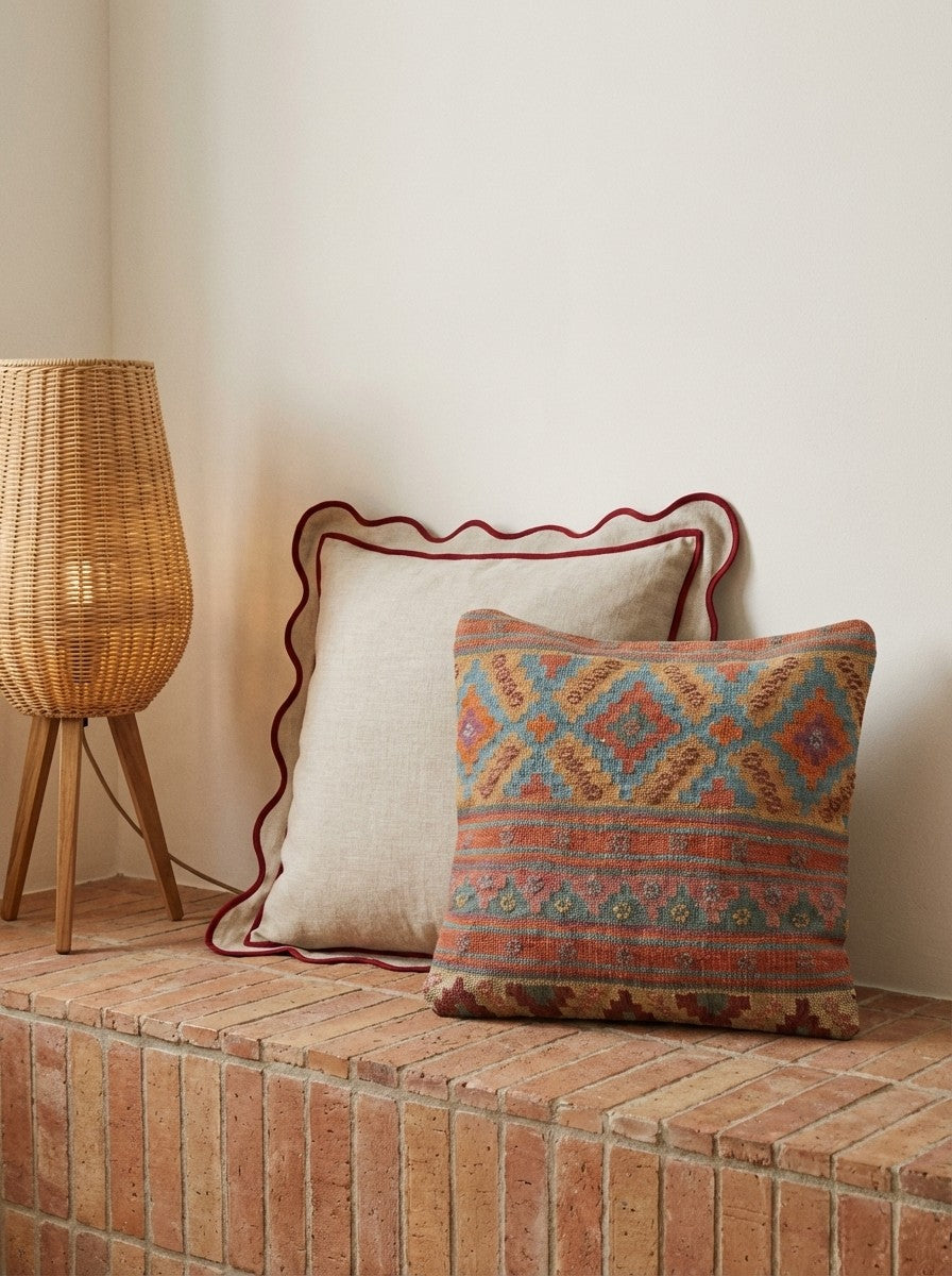 Kelim Kissen — Handmade, 50x50 cm, Multicolor, 100% Virgin Wool | Back view