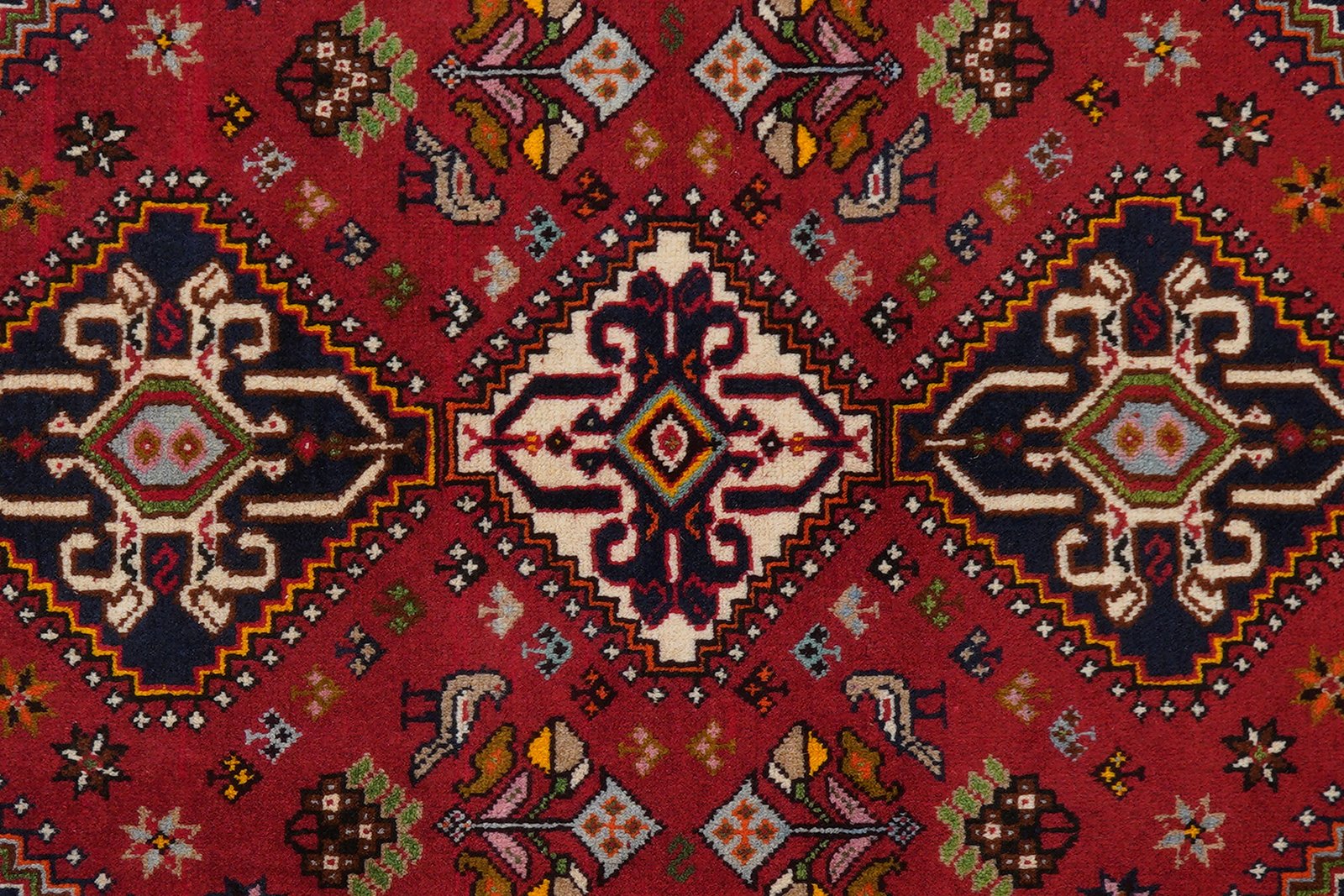 Gashgai — Hand-knotted, 109x150 cm, Red, 100% Virgin Wool | View 6