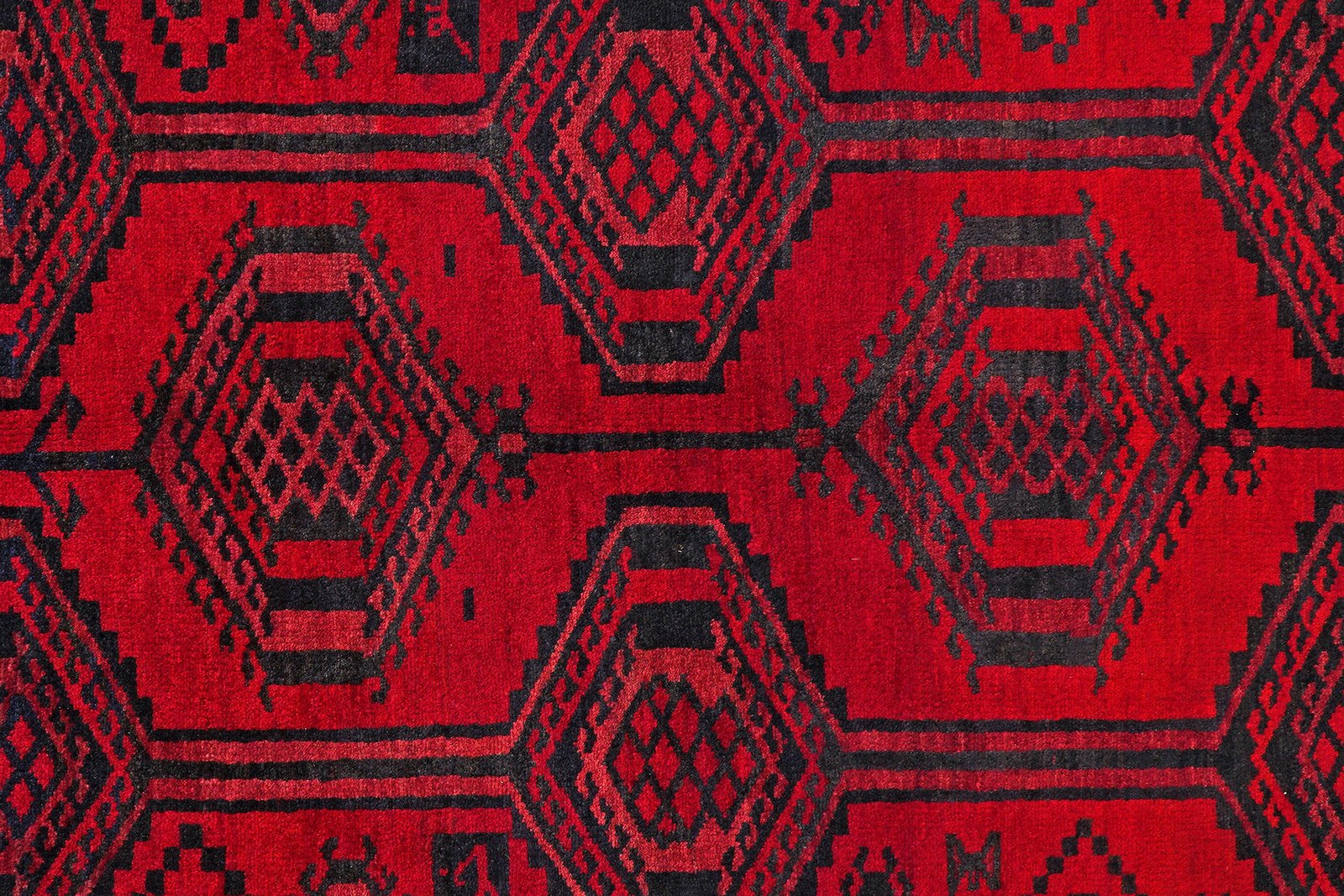 Lori — Hand-knotted, 188x239 cm, Red, 100% Virgin Wool | View 6