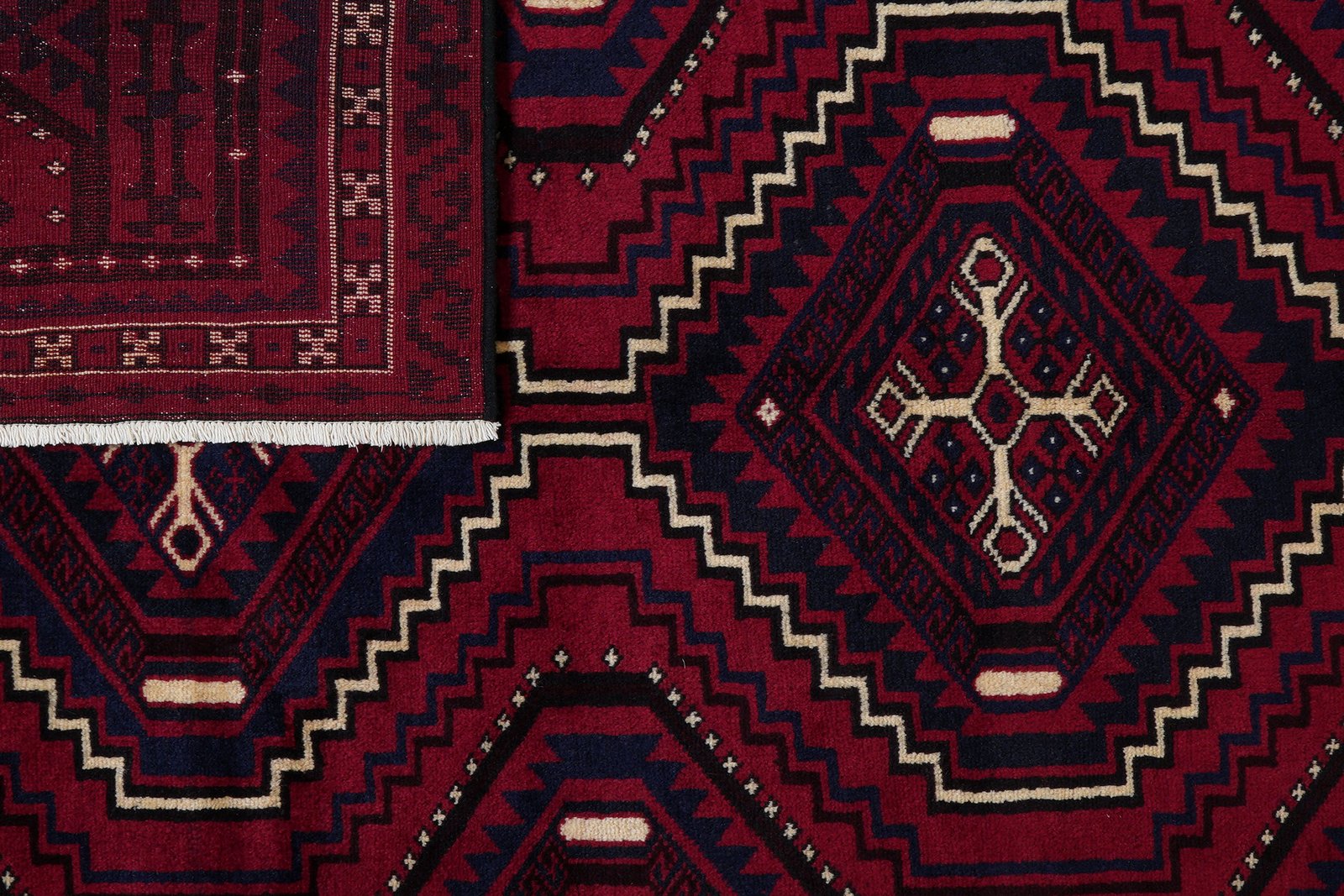 Lori — Hand-knotted, 169x260 cm, Red, 100% Virgin Wool | View 7