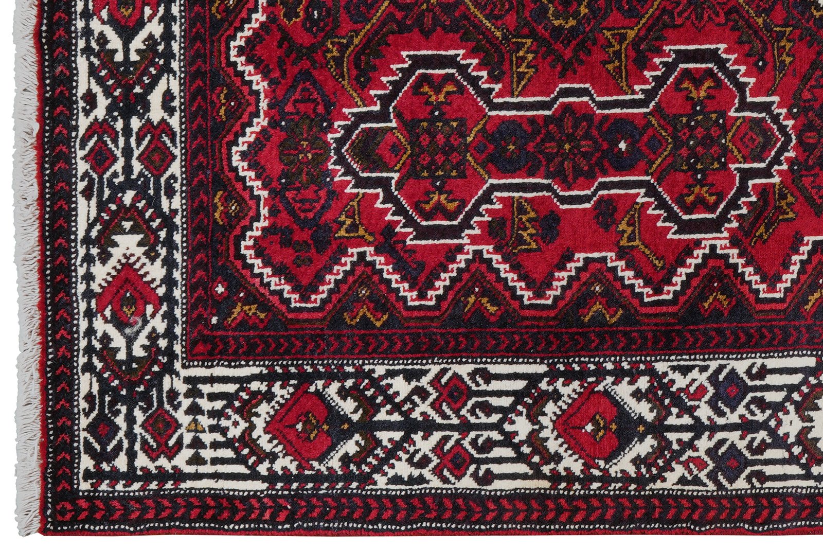 Bandereyhan — Hand-knotted, 113x156 cm, Red, 100% Virgin Wool | View 3