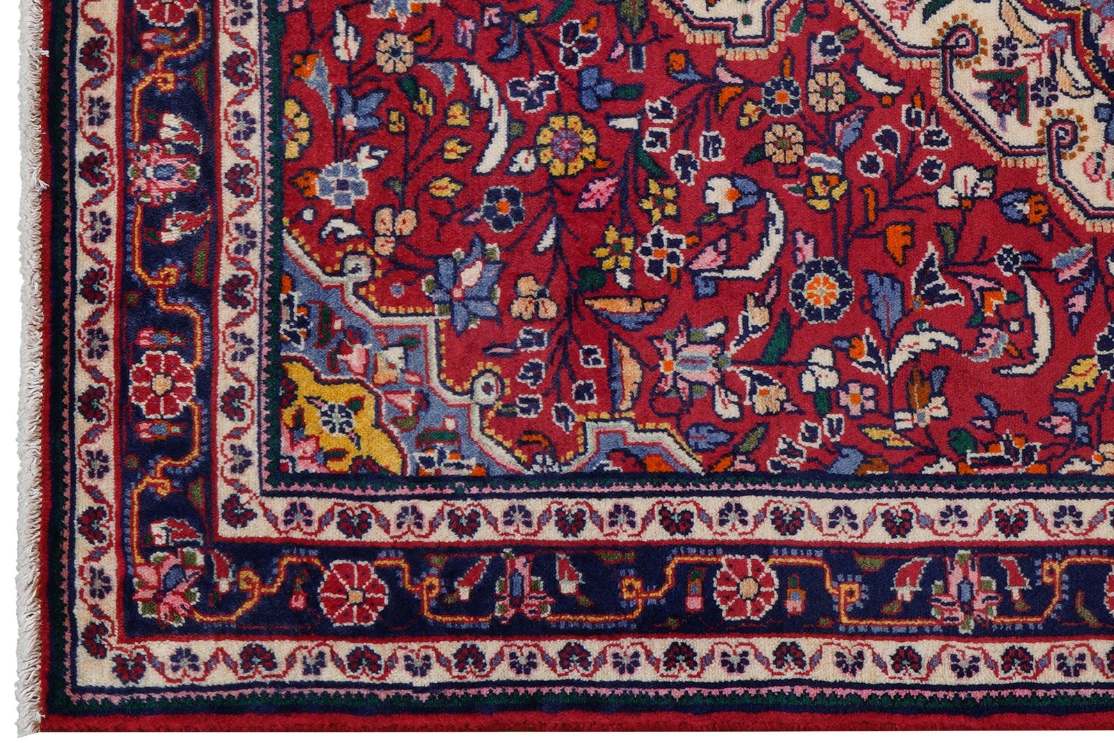 Djozan — Hand-knotted, 110x160 cm, Red, 100% Virgin Wool | View 3