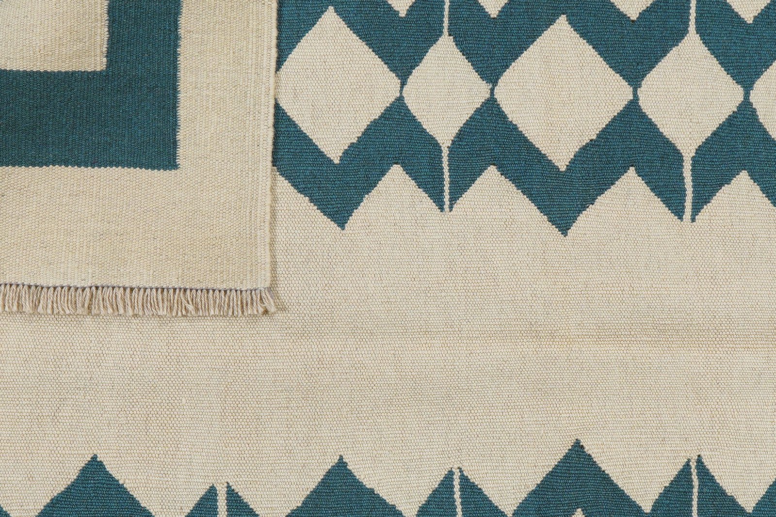 Kelim Gashgai — Handmade, 142x196 cm, Beige, 100% Virgin Wool | View 6