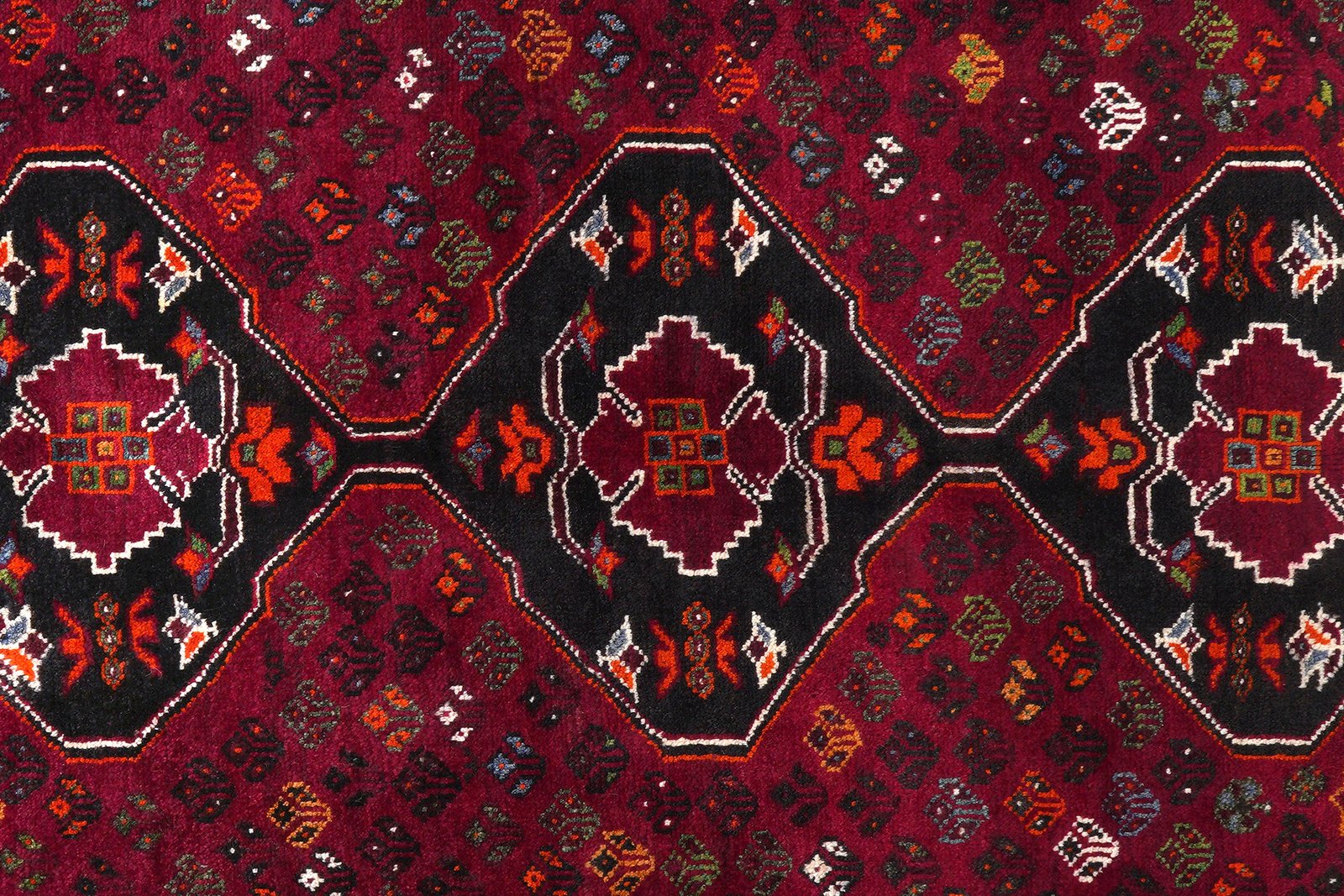 Shiraz — Hand-knotted, 178x267 cm, Red, 100% Virgin Wool | View 6