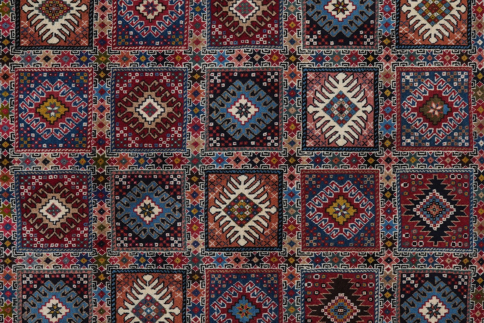 Yalameh — Hand-knotted, 153x210 cm, Multicolor, 100% Virgin Wool | View 6