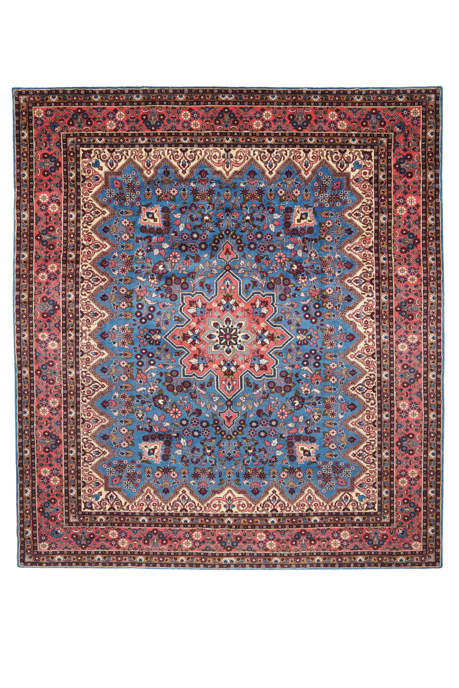 Mehreban — Handgefertigt, 289x257 cm, Rot, 100% Virgin Wool | Main view