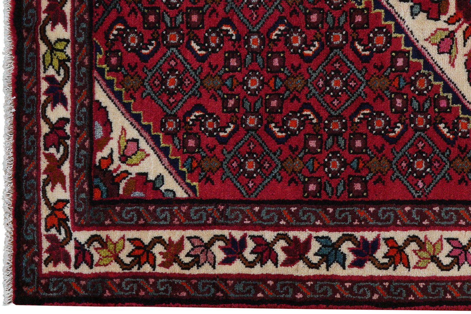 Koutabad — Hand-knotted, 108x162 cm, Red, 100% Virgin Wool | View 3