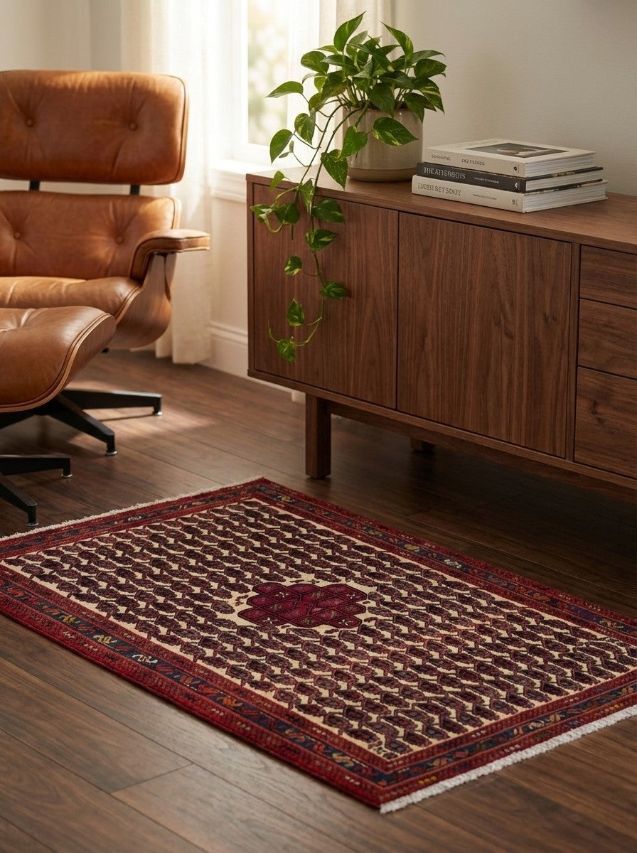 Afshar — Hand-knotted, 104x163 cm, Beige, 100% Virgin Wool | Back view