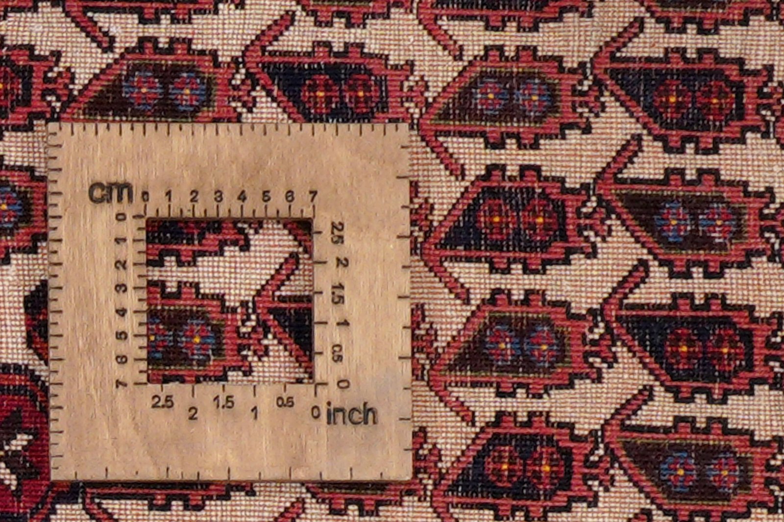 Afshar — Hand-knotted, 104x163 cm, Beige, 100% Virgin Wool | View 8
