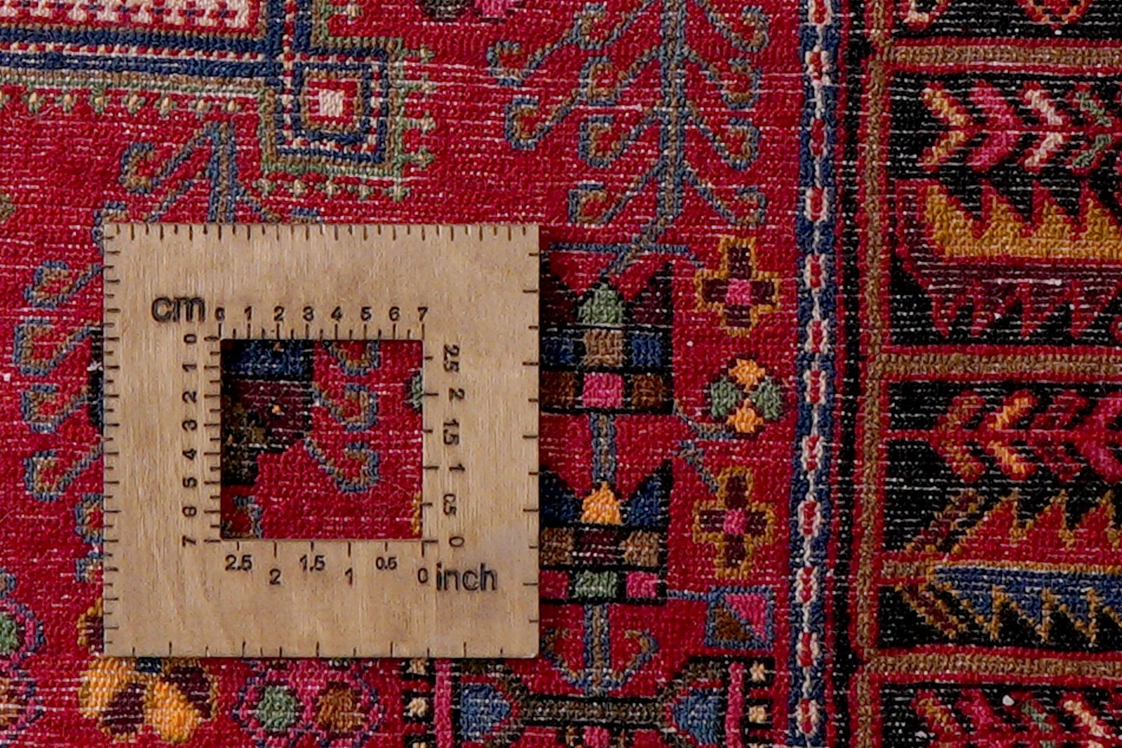 Nahavand — Hand-knotted, 142x208 cm, Beige, 100% Virgin Wool | View 8