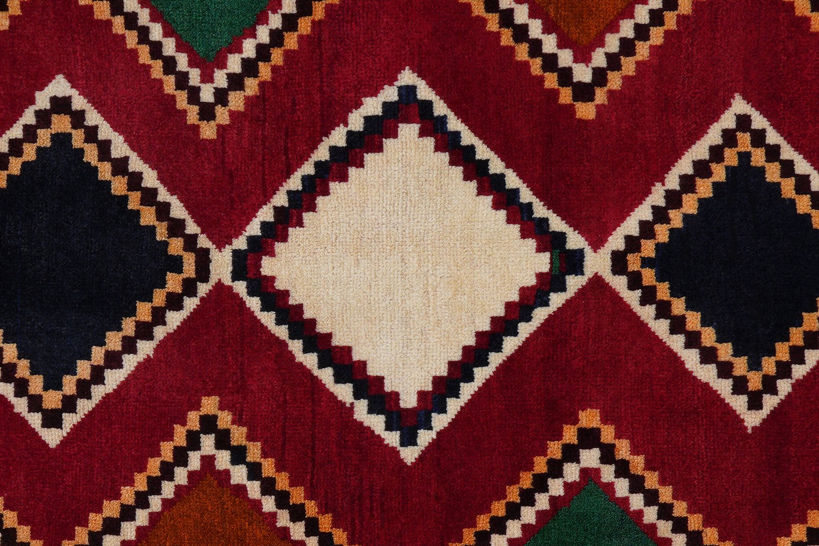 Gashgai — Hand-knotted, 109x180 cm, Red, 100% Virgin Wool | View 6