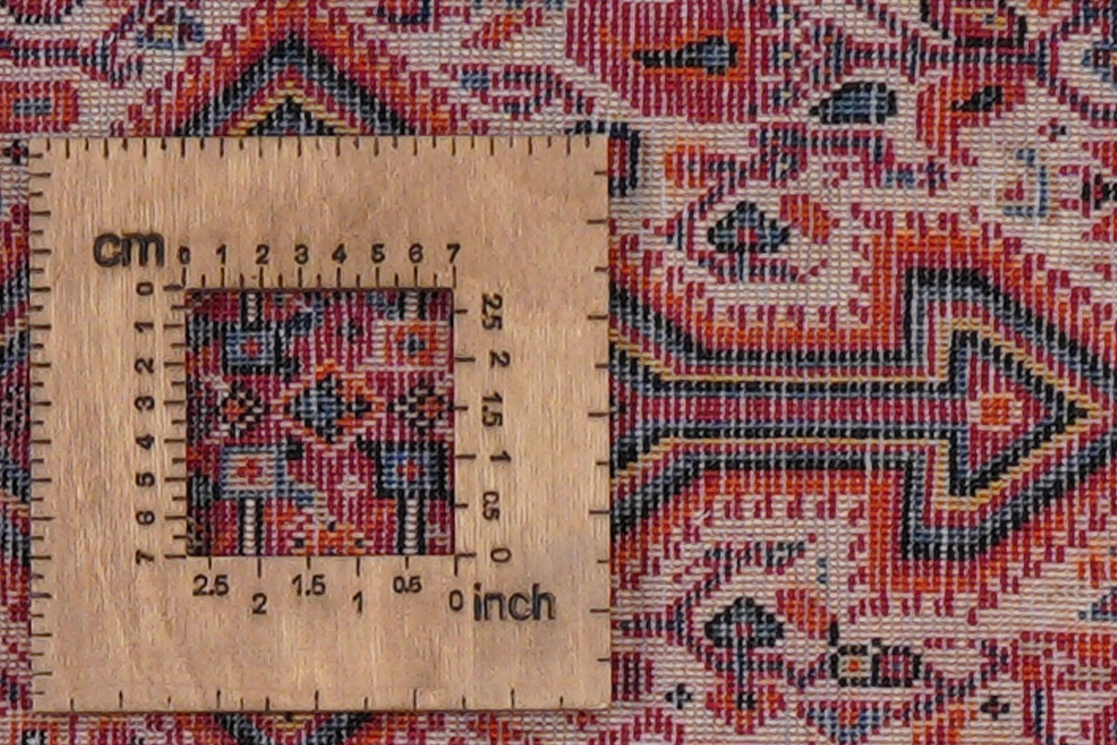 Djozan — Hand-knotted, 108x158 cm, Beige, 100% Virgin Wool | View 8