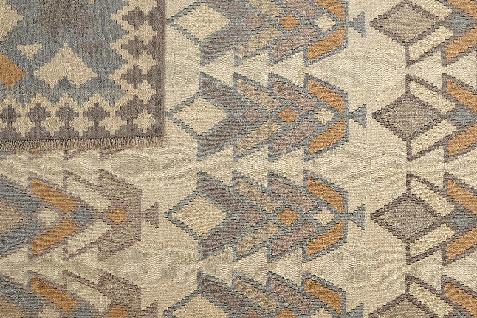 Kelim Gashgai — Handmade, 202x302 cm, Beige, 100% Virgin Wool | View 6