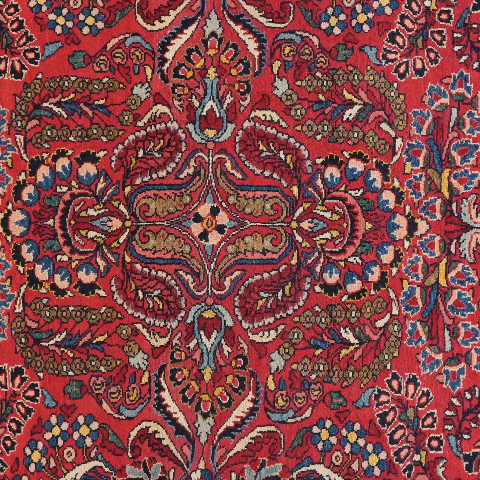 Lilian — Hand-knotted, 159x197 cm, Red, 100% Virgin Wool | View 4