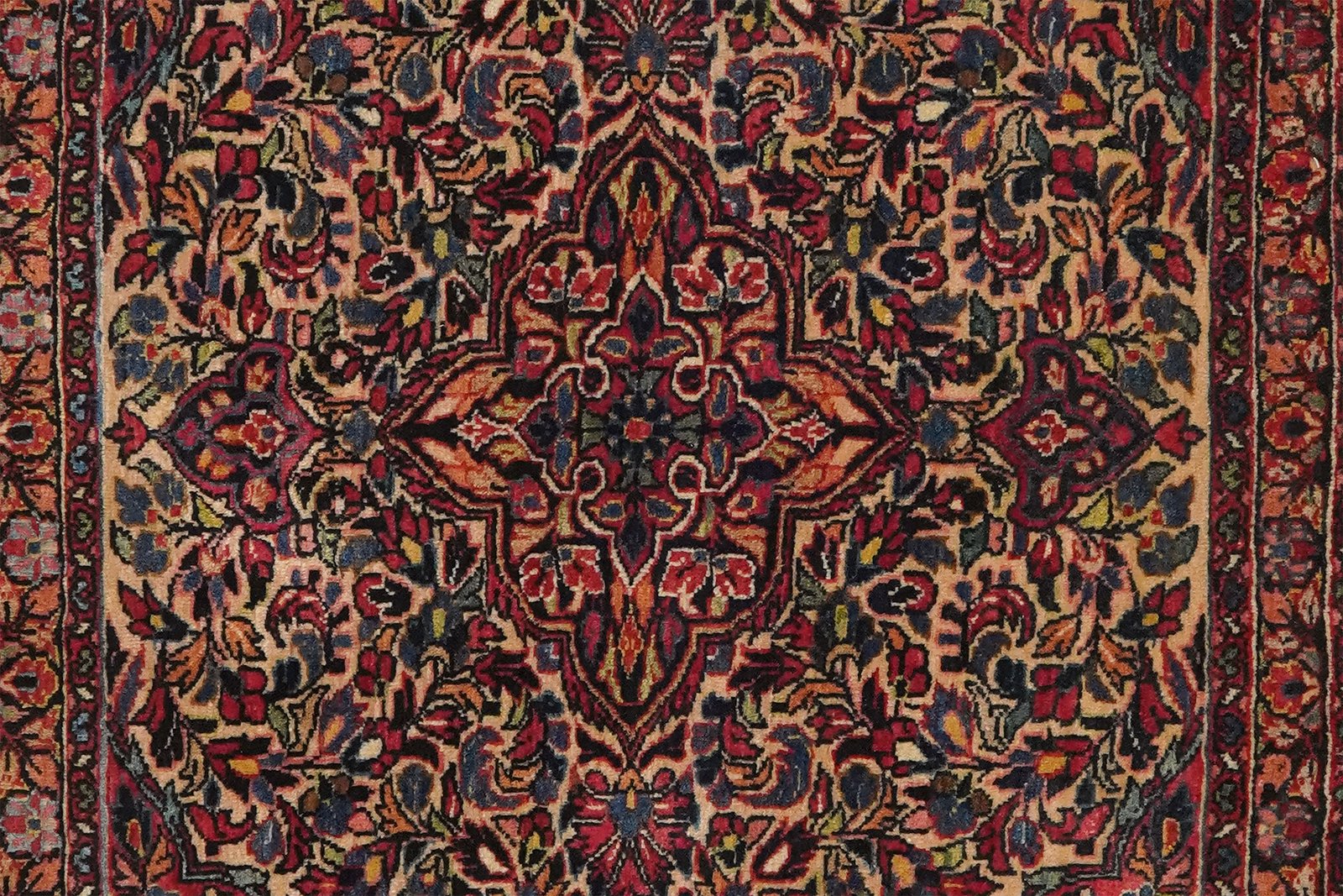 Sarough — Hand-knotted, 92x77 cm, Beige, 100% Virgin Wool | View 4