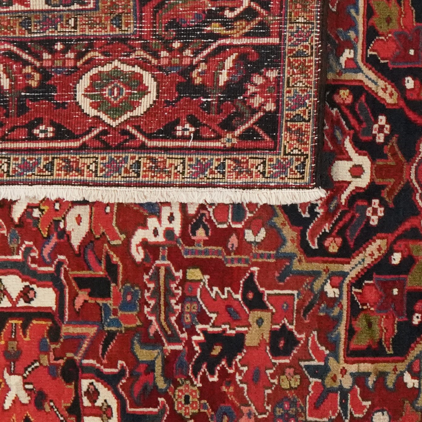Heriz — Hand-knotted, 145x194 cm, Red, 100% Virgin Wool | View 6