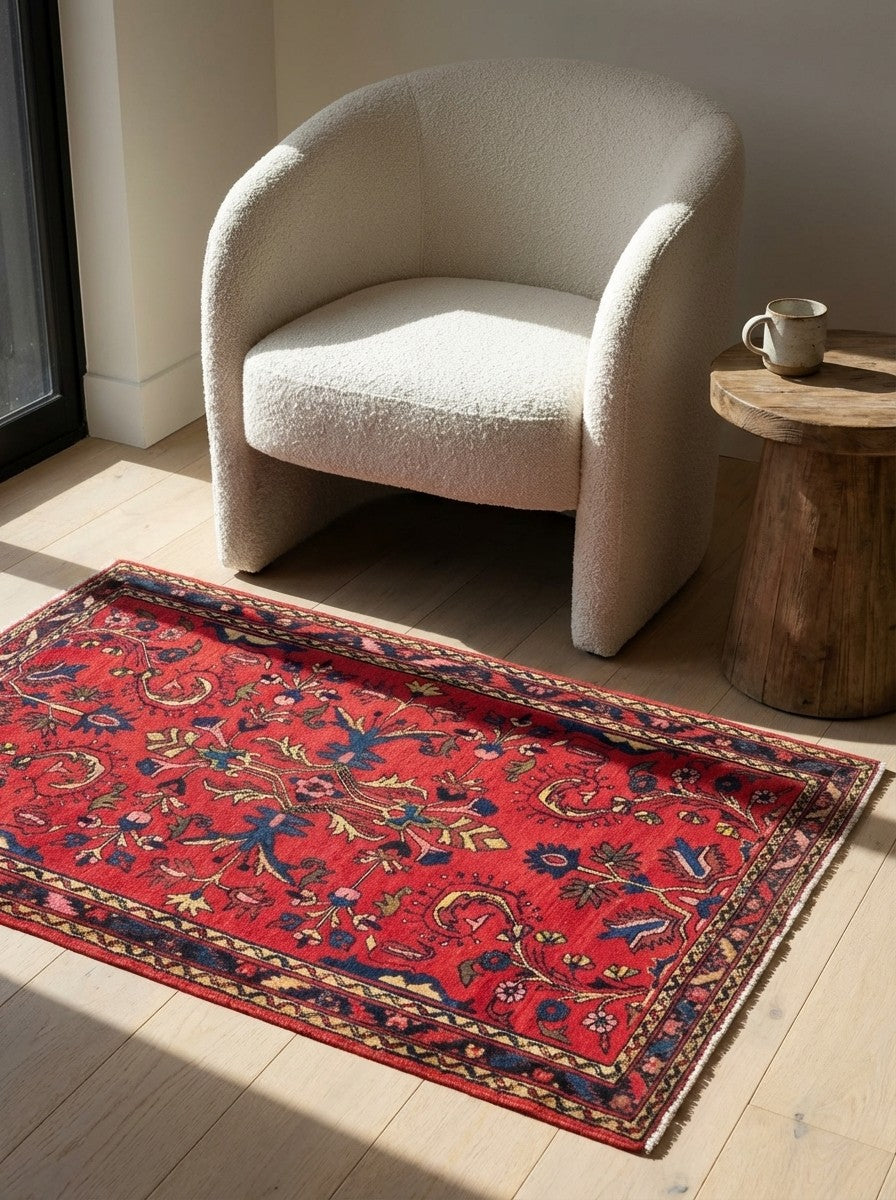 Armanibaf — Hand-knotted, 112x139 cm, Red, 100% Virgin Wool | Detail view