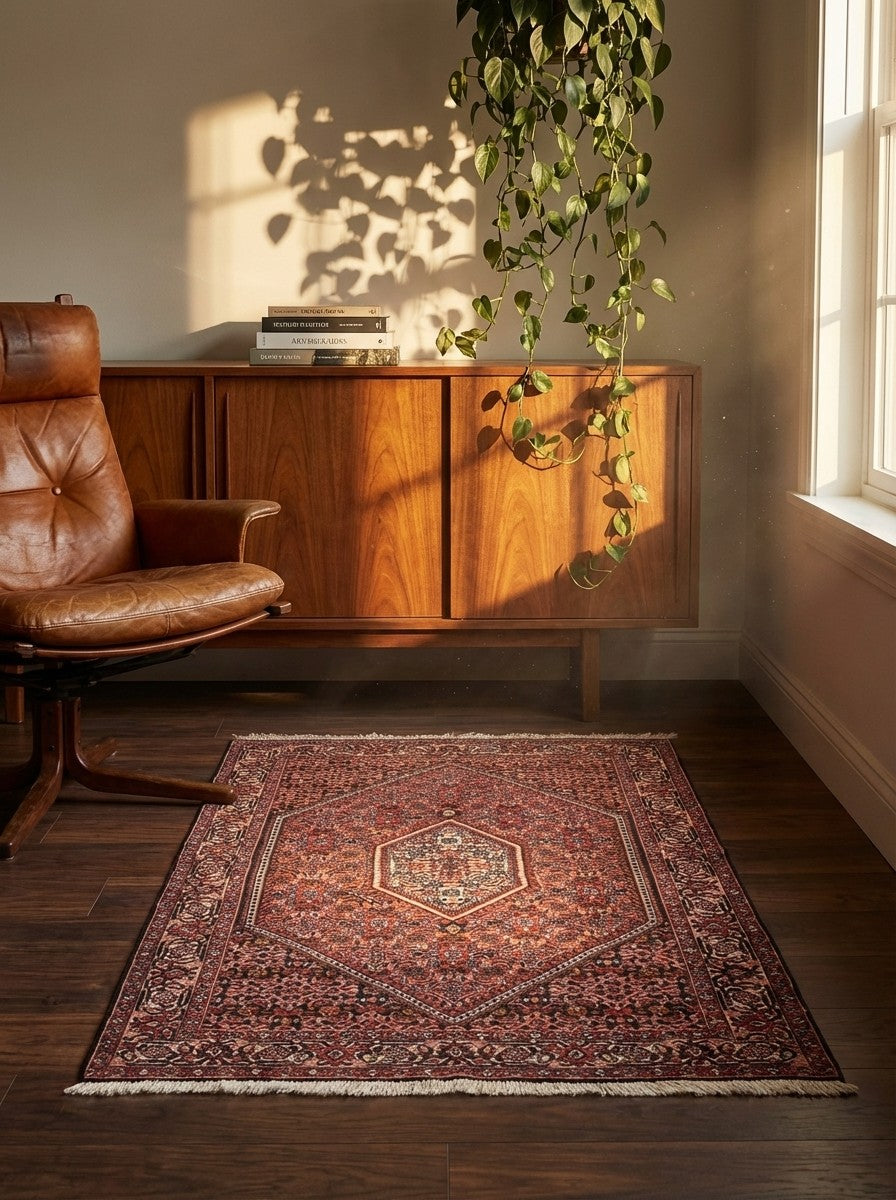 Bidjar Tekkab — Hand-knotted, 91x161 cm, Red, 100% Virgin Wool | Back view
