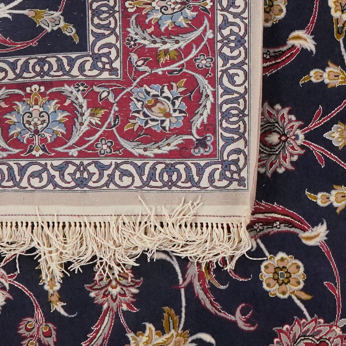 Isfahan — Hand-knotted, 114x160 cm, Blue, 95% Schurwolle, 5% Seide | View 6