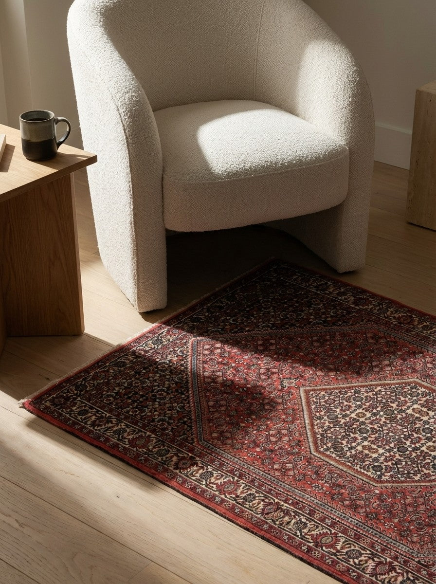 Bidjar Bookan — Hand-knotted, 87x151 cm, Red, 100% Virgin Wool | Detail view