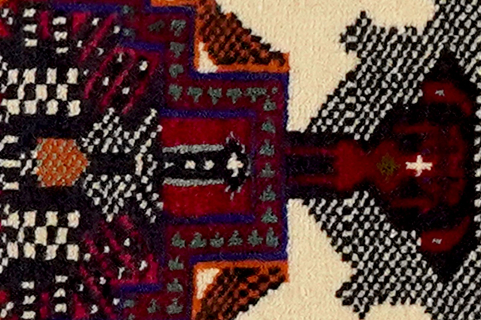 Belutch — Hand-knotted, 38x43 cm, Beige, 100% Virgin Wool | View 4