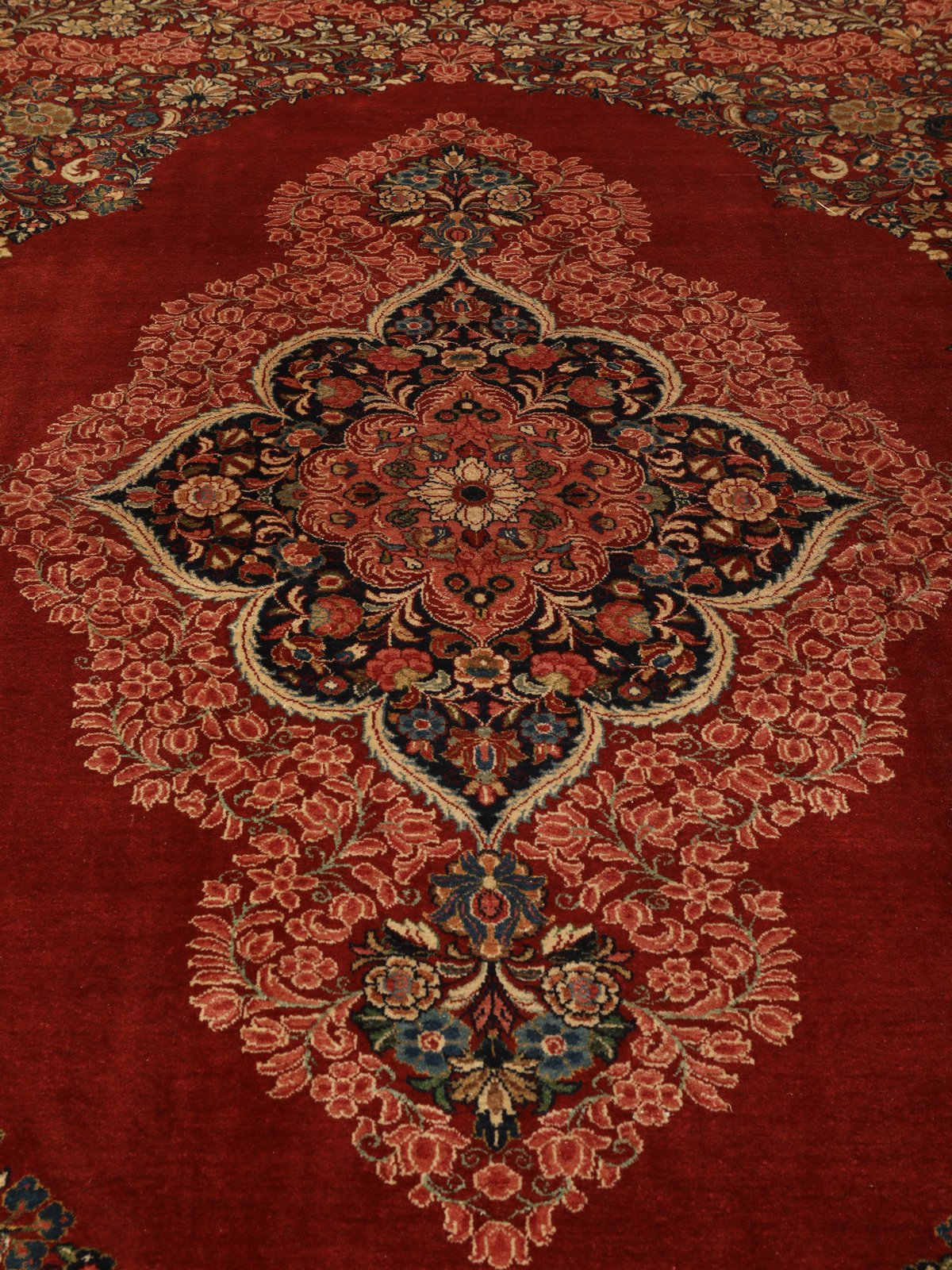 Mohadjeran — Hand-knotted, 420x420 cm, 100% Virgin Wool | View 6